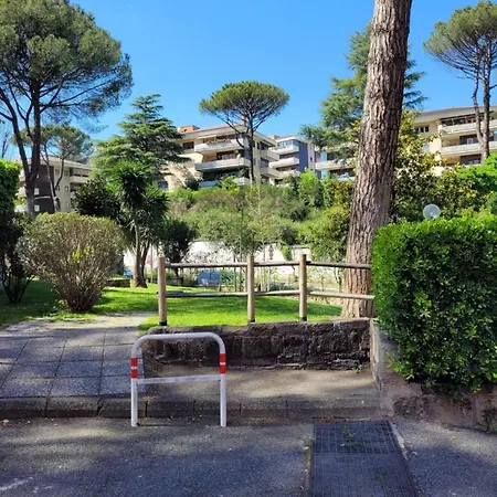 Panoramico Eur Apartment *